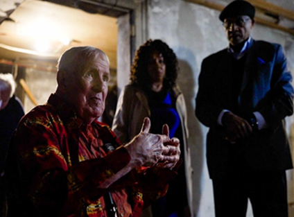Archaeologist Ed Lenik speaking to HBCU scholars in cellar kitchen