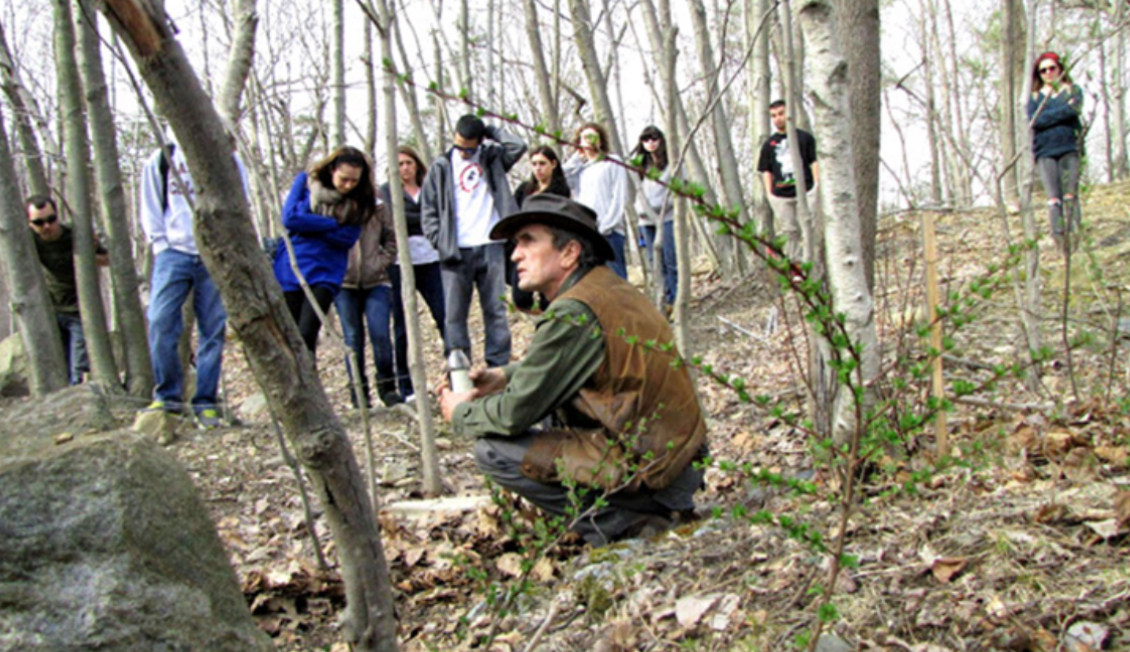 Dr. Stead with Ramapo students, in the Torne Valley, Fall 2017.