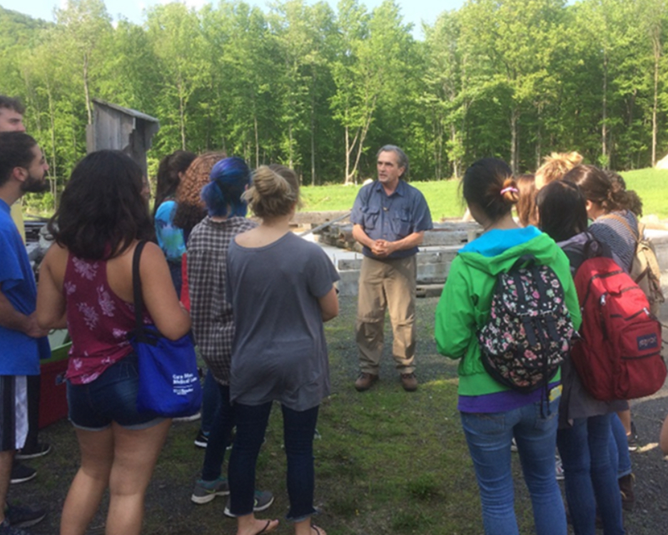 Dr. Stead hosting Mahwah Environmental Volunteer Organization (MEVO) in the Torne Valley, 2018.